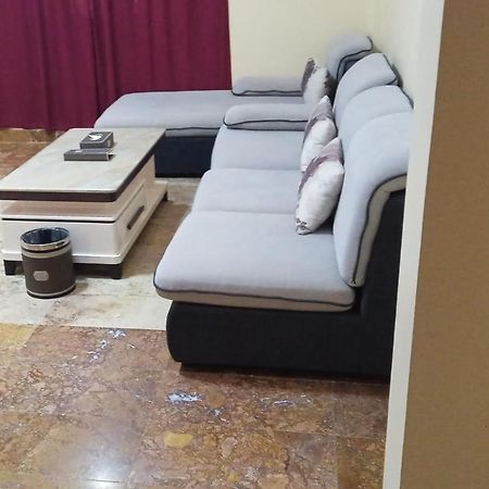 Farah Hotel Apartment Maskat Dış mekan fotoğraf